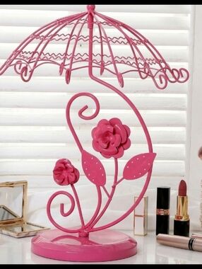 Umbrella Jewelry Display